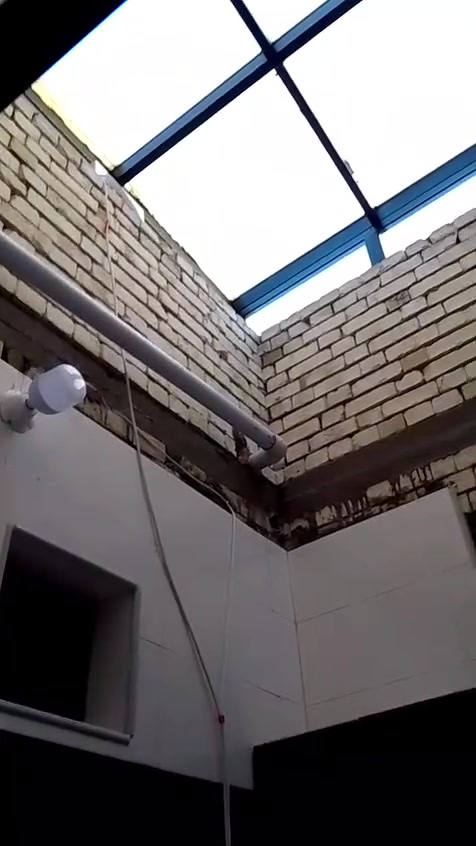 بيت للبيع المساحه ١١٠ م كامل المواصفات الخدمية والصحيه للإستفسار الإتصال على الرقم***********
