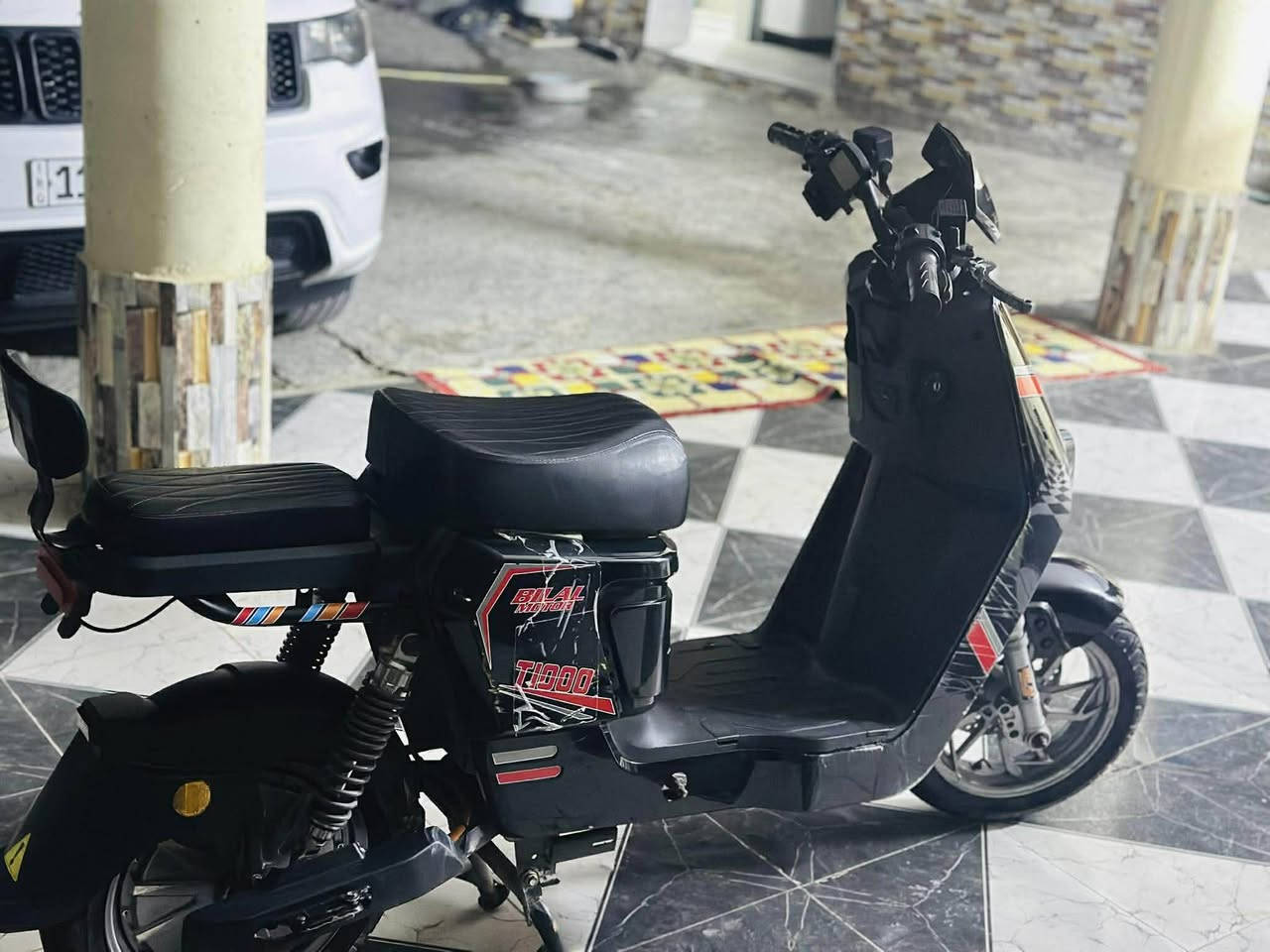 سلام عليكم باسكل شحن بطاريات 5 تشغيل عن بعد مديل 2023 نوع باسكل T1000 العنوان حله شوملي ***********  سعر425وبيه مجال
