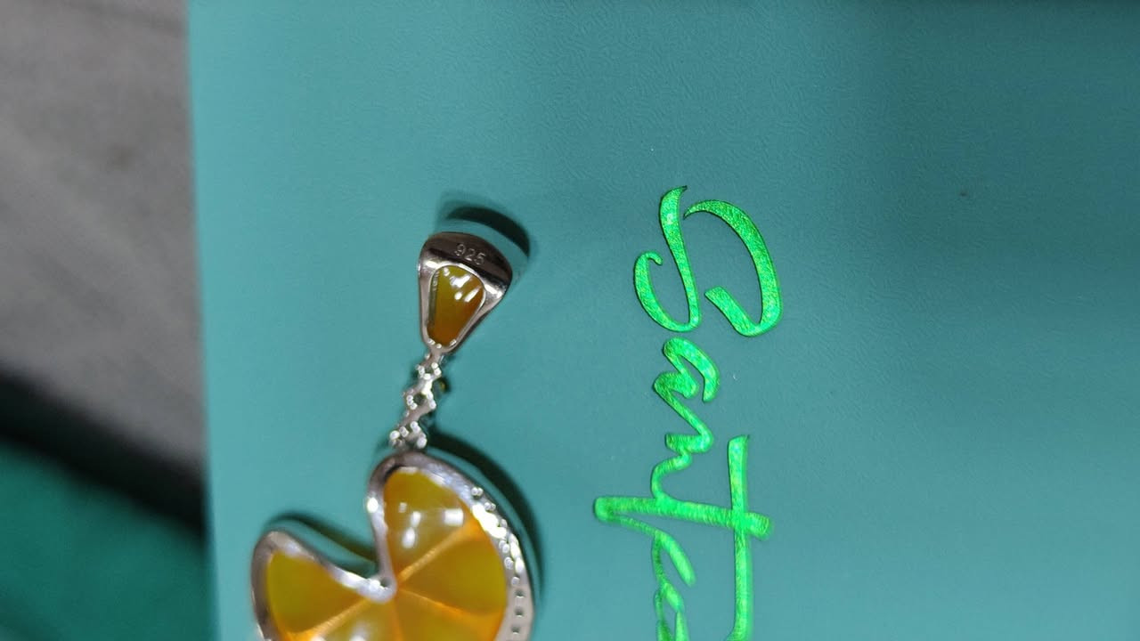 السلام عليكم متوفر قلادة فضة وزن 3.01 غرام مرصعة احجار موزنايت +تراجي فضه ومرصعة موزنات خلي سعرك وبالعافية


**إذا كنت صاحب هذا الإعلان وتريد حذفه لأي سبب، رجاءا أرسل رسالة إلى الدعم الفني**