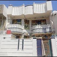 بيت للبيع • ١٤٤م • مقابل مدرسة الطاهرة