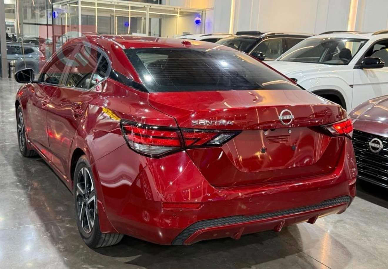 Nissan Sentra SV 2025 
ماشیە فقط ١ الف میل
ضرر فقط واحد باب سبوغ
بجم و خلفی کبس 
کل شی بشرط 
سعر 132$
*********** واتساب موجود
مکان اربیل أربيل, العراق
