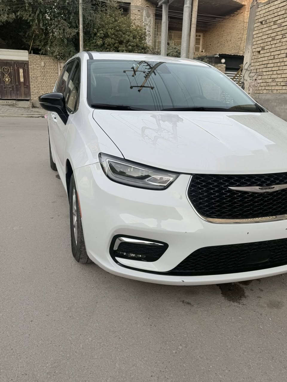 سلام عليكم للبيع باسفيكا موديل 2024 اصل
سياره كفاله عامه تقرير تعمل وتسير 

رقم بابل شهداء سياره توها داخله 

فئه تورنك L معروفه مواصفاتها

جنطه كهرباء 

ابواب كهرباء

تحديد مسار 

رادار امامي 

رادار خلفي 

حساسات خلفيه 

رادار مري 

كراسي جلد 

كراسي تدفئه

ستيرن تدفئه

تبريد مركزي 

شاشه كبيره كار بلي 

اطفاء ذاتي 

مكان السياره ذي قار الناصريه مركز 

الشراي يتصل ***********
