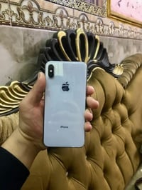 ايفون اكس ماكس للبيع  السعر مناسب جداً الاتصال على الرقم أو واتساب  07...