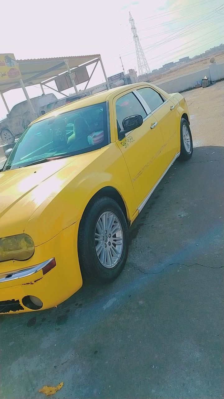 السلام عليكم ورحمة الله أوباما 2010 اصل اربع جوكات بجم هيمي مكفوله كير ومحرك واكسل ومن الكص وكهربائيات.   بيع مستعجل فقط بيع مرواس ماكو 
بيه ضربه فقط في الجاملغ الخلفي عكس السائق
والباقي جاهز من كلشي رقم وانكليزي نينوى
السعر 100 ورقه وبيه مجال بسيط رقم الهاتف ***********
*********** متواجد في بغداد التاجي
