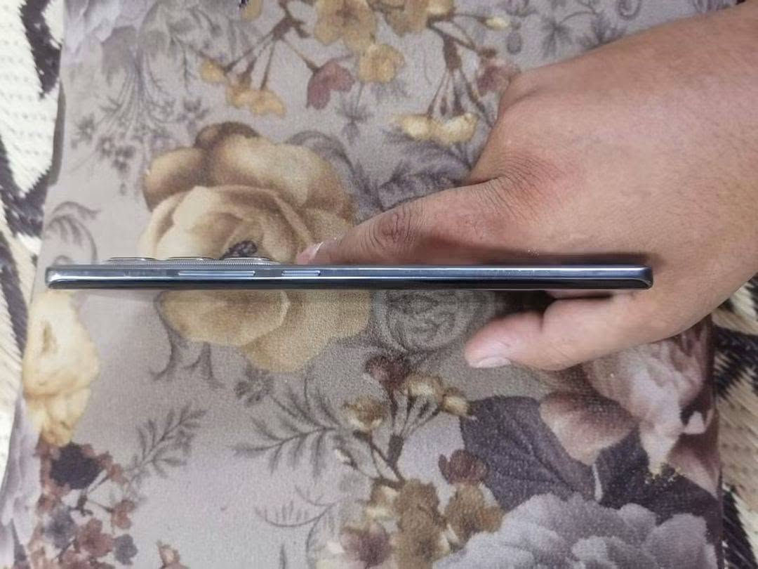 سلام عليكم جهاز هوت 50ابرو بلص جهاز جديد مكفول من كلشي وين ميعجبك افحصه شاشته مصطحه الجهاز موس على ايدي اخذته،السعر 210اوبي مجال مكاني نجف كوفه قرب جسر الحديد رقمي ***********واتساب بي خط مفتوح
