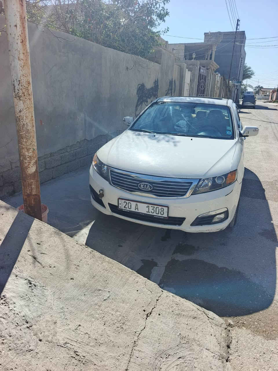 سلام عليكم 
2010 
فول مواصفات عده البصمه 
فتحه سقف 
اشاير بلمري مري كهرباء شفط 

نضام ايكو
كير مكينه كفاله 
صدر امامي خلفي جديد 
تخم تاير أو ويل جديد 
مناقصها برغي
السياره بيها 6 قطع صبغ بدون دواخل ابيع حزام
رقم مميز بأسمي 
السعر (90 ) 
***********
