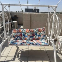 مرجوحة للبيع نظيفة كلش استخدام قليل  الارتفاع  ٢ متر، العرض ٢١٠ سم الس...