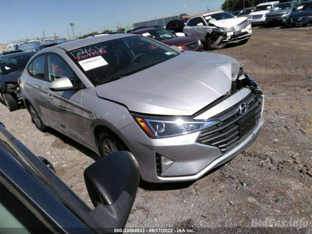 النترا للبيع موديل2020
نص فول  رقم شمالي بسمي 
رادارات كامرة دوارة 
محرك 2000دوش 
وارد امريكي حادثها مثل ماموضح بلصور بدون ايرباك السيارة
بيها طخه بالدوسه 
كروس سرعه 
٣ انظمه قيادة

وبقية المواصفات المعروفه بالالنترا 
معروضه 150 وبيها مجال 

***********
