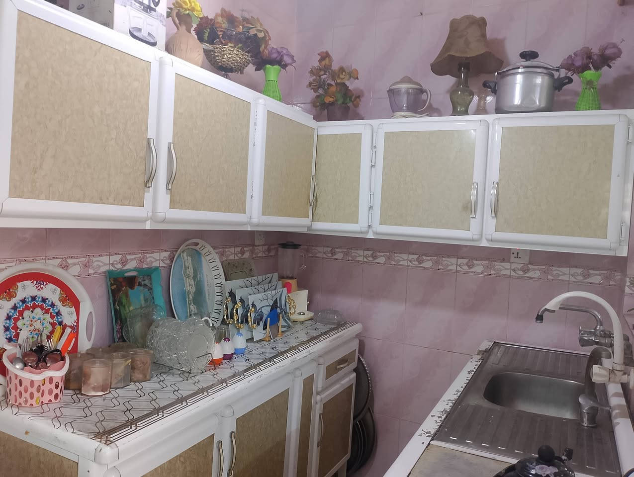 السلام عليكم عندي هذا الكاونتر للبيع سعرو 250الشراي يتصل عالرقم ***********
