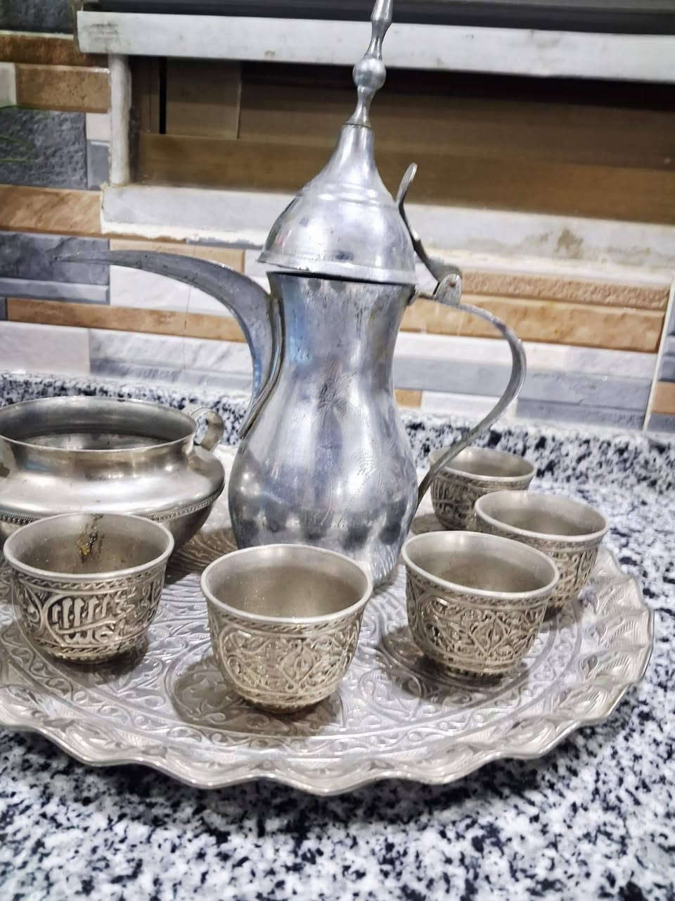 طقم تركي مع محلايه ايطاليه مع دله متكاويه نحاس بسعر مناسب للطقم كامل


**إذا كنت صاحب هذا الإعلان وتريد حذفه لأي سبب، رجاءا أرسل رسالة إلى الدعم الفني**