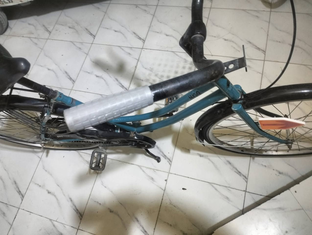 سلام عليكم بيسكل  للبيع
نضيف سعره 65 بي مجال قليل 
رقمي ***********
