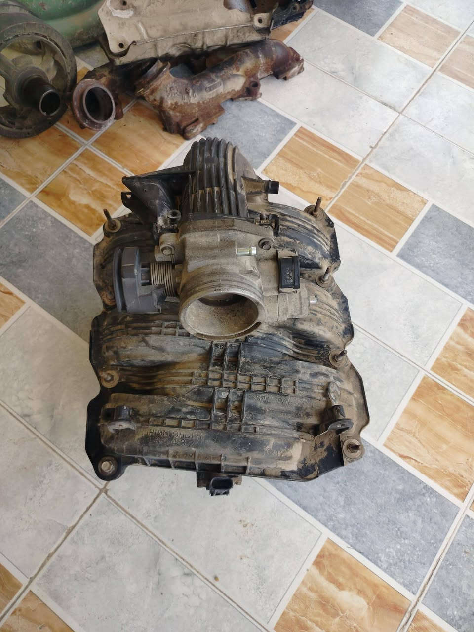 غراض محرك جيب لبرتي
.وياهن مجاول 6
. وشريط نوزلات 
. ونوزلات 
. وكيس 
. ودشالي الأماميه 
. حساسات محرك


**إذا كنت صاحب هذا الإعلان وتريد حذفه لأي سبب، رجاءا أرسل رسالة إلى الدعم الفني**