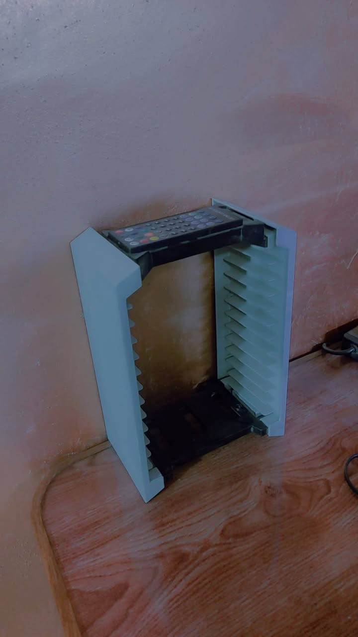 بلي فايف فات للبيع ذاكرة 850
مكاني بغداد الدوره ابو دشير 
ويا ستاند اقراص هدية و نشره سعرها 75 هم هديه ابلاش 
مربوطه بل بلي بيها ريموند تحكم
سعر 600 قفل..
***********
