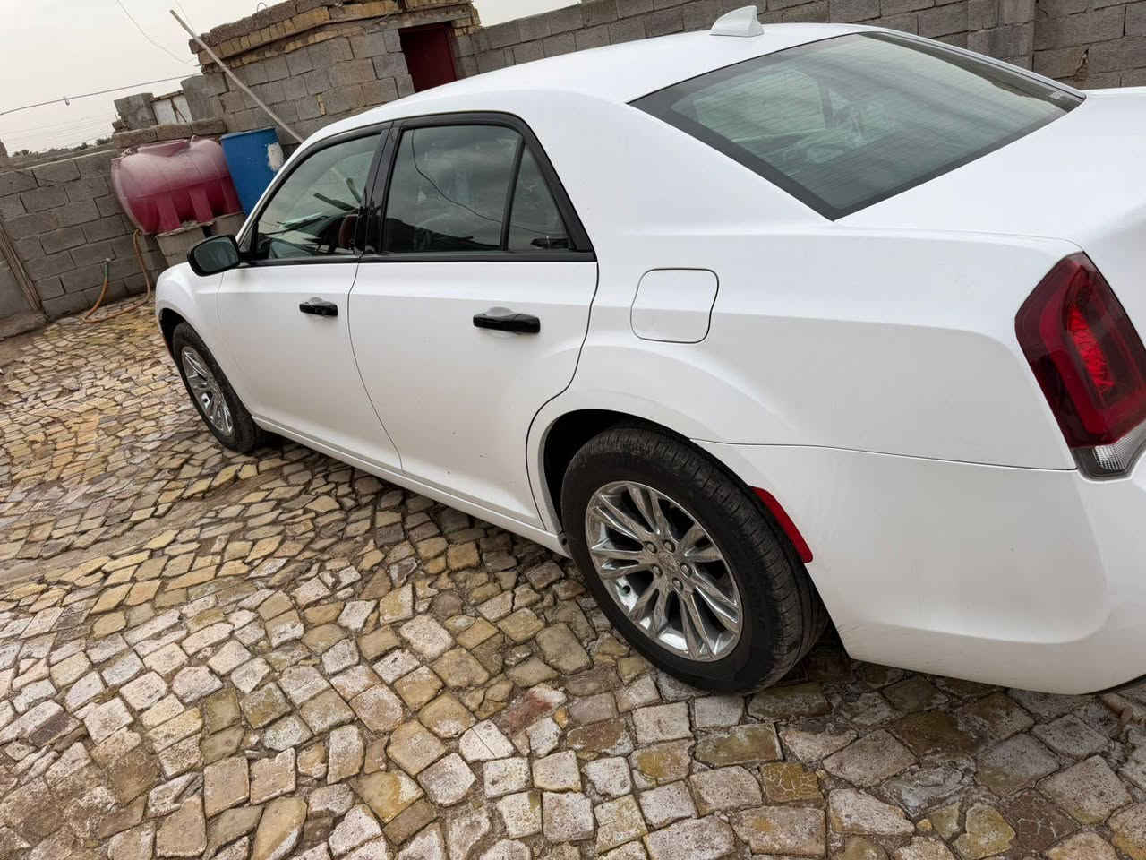 سلام عليكم اخوتي العزاء وراد كندي واوباما موديل ١٩رقم شمالي  سياره جاهزه   بيع تفاصل اكثر ستفسار ع ***********
