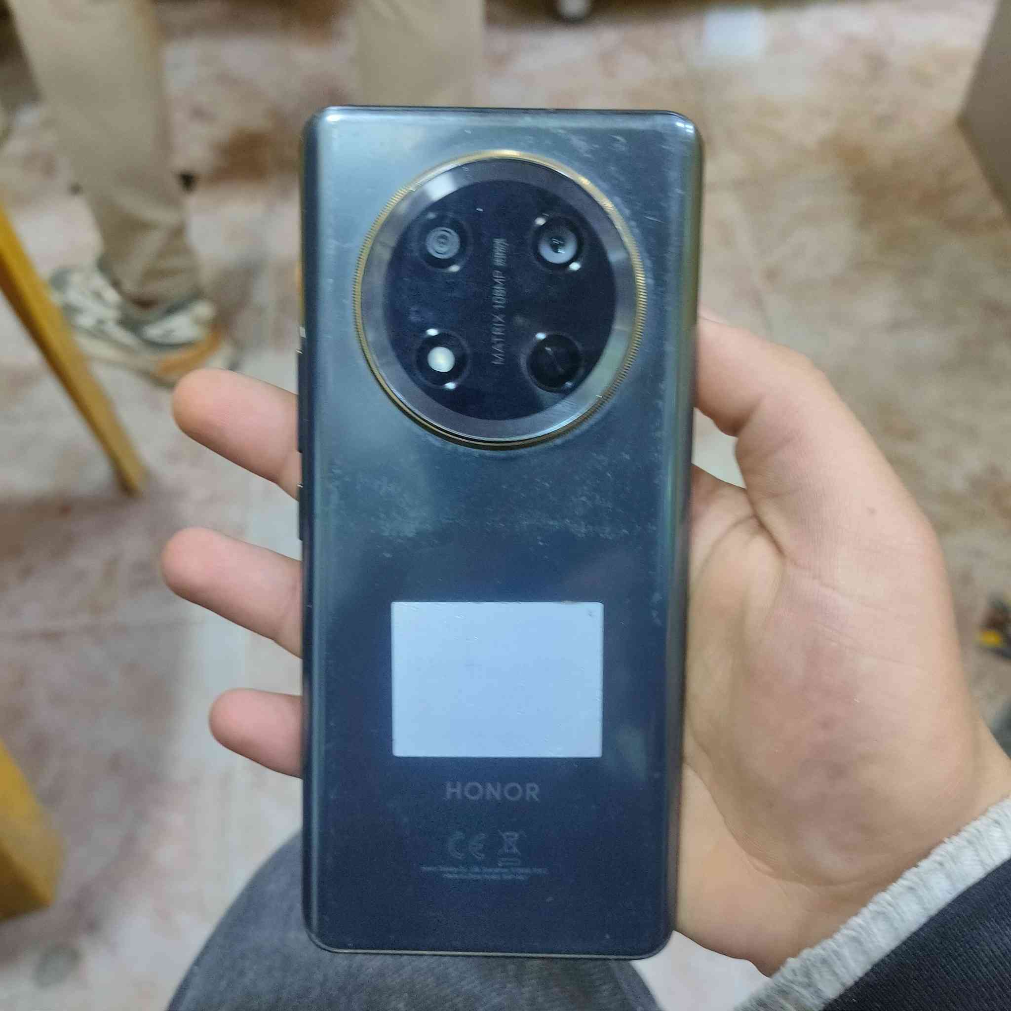 HONOR X9c
ذاكرة256
برغي مامفتوح كامل ملحقاته
سعرة270وبي مجال 
خاص او وتساب***********
