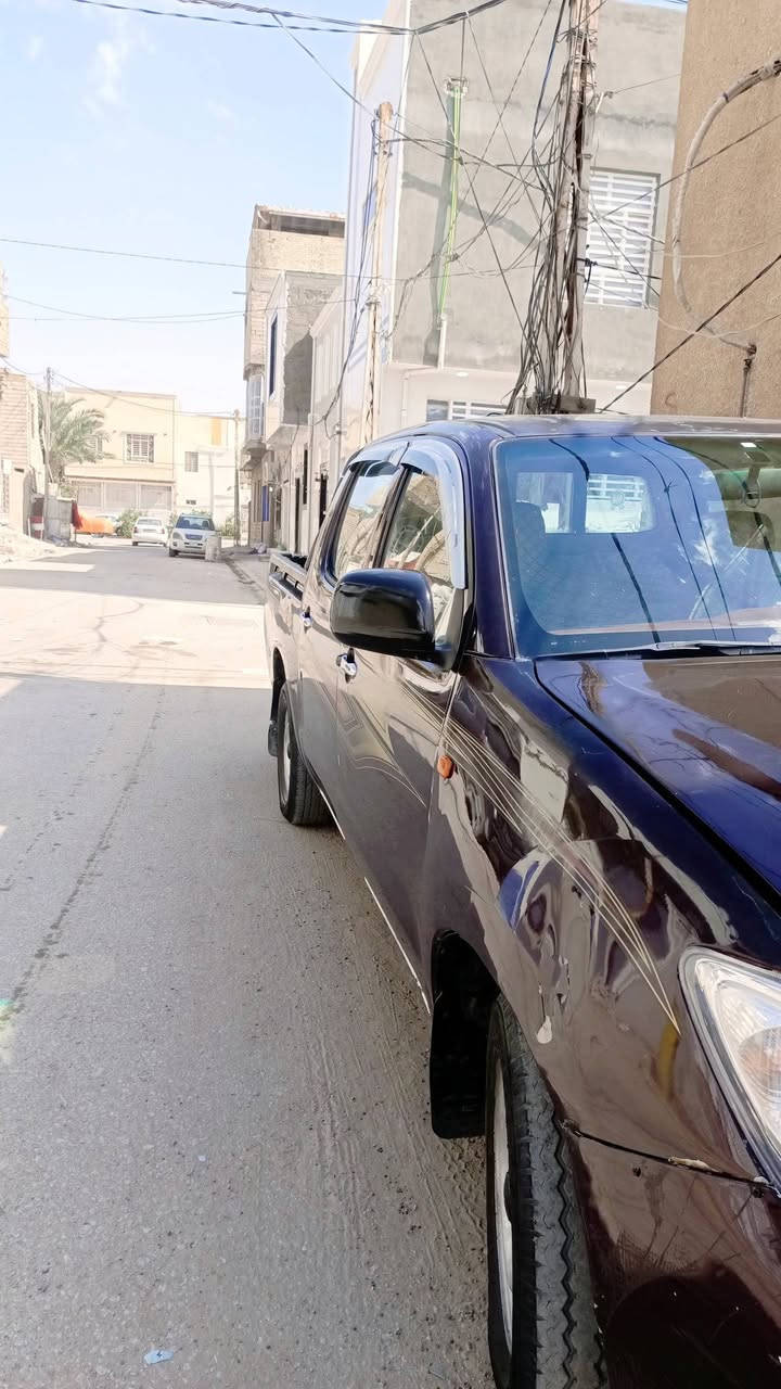 السلام عليكم بيكم فلاونزه مديل 2006 مصبوغة عام مكانها نجف لا تسئلني شبيها مابيها ستادي تجي وتجوف بعينك وبيك خير وتدلل للاستفسار هذا رقم ***********
