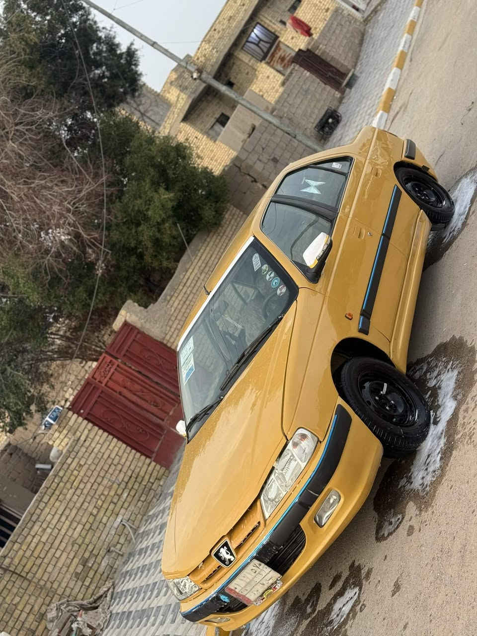 السلام عليكم بيجو موديل 15 مكفوله وبلاديه سياره جاهزه سنويه ل 28 مصفره هيئه وغرامه السعر 30
***********
