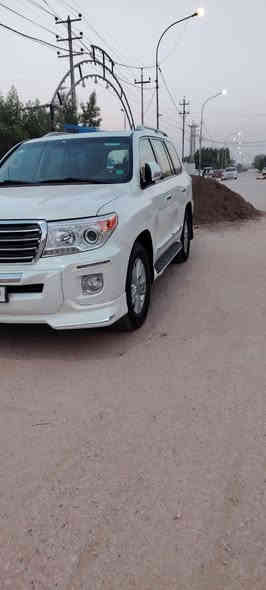 سلام عليكم لاندكروز ٢٠١٣ فطيم ماشيه ٢٠٥ مكفوله ٦ اسلندر كفاله عامه حتى الدعاميات عدا بارد جاملغ خلفي وشويه بالباب السياره جديده تخم تاير دنلوب حداديه غرفه السياره على وضع الشركه السونار بالمنشور مري قلاب تشغيل عن بعد كشن كهرباء جلد مشمشي ٣ شاشات السعر ٣٨٢ وبيها مجال كفاله من الشخط عدا البارد موضح العنوان واسط رقم مو بايل *********** رقم بغداد
