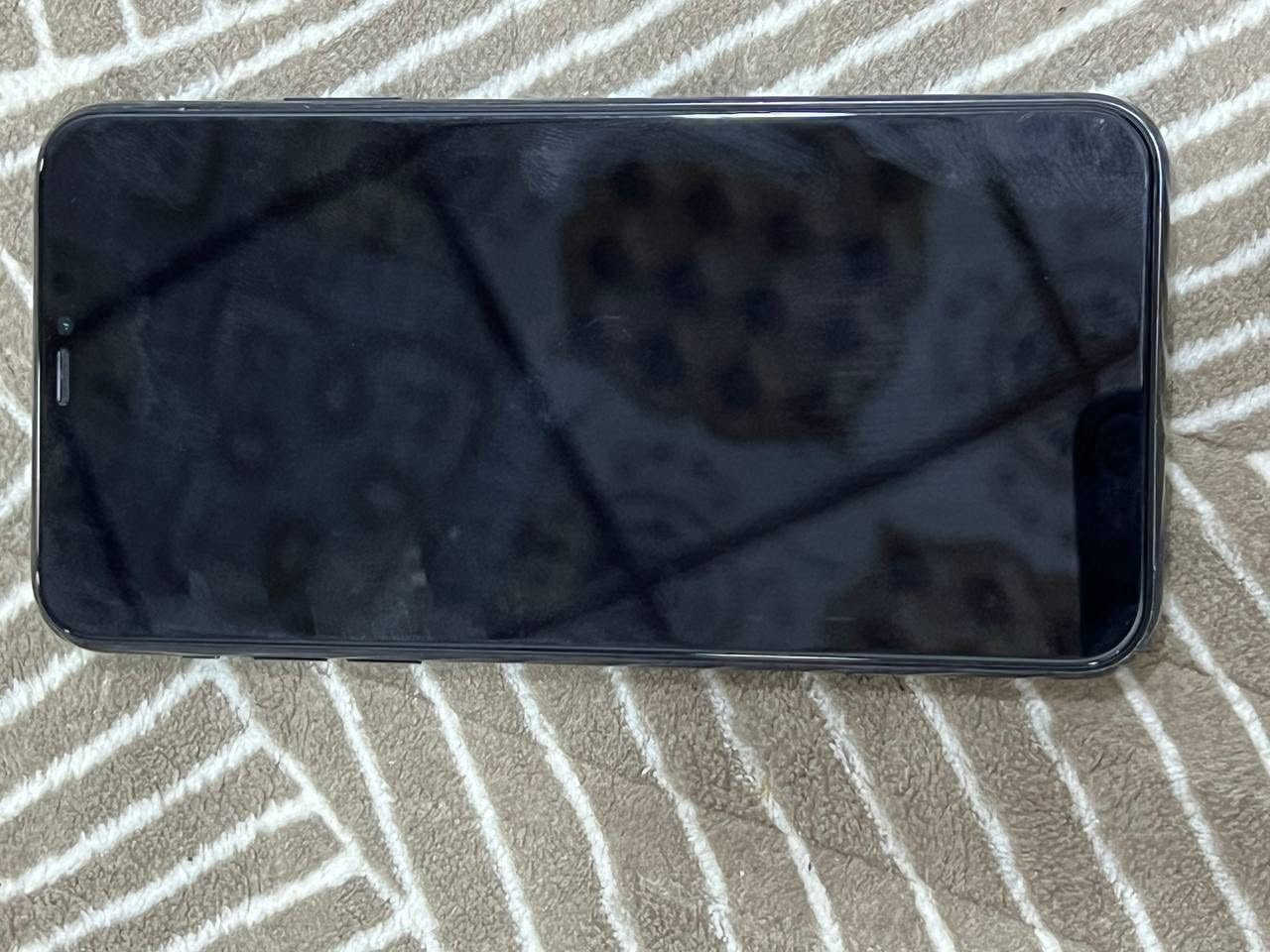 السلام عليكم
iphone 11 Pro Max
مبدل شاشة 
بطارية 83%
ذاكرة 256
السعر 260 وبي مجال بسيط


**إذا كنت صاحب هذا الإعلان وتريد حذفه لأي سبب، رجاءا أرسل رسالة إلى الدعم الفني**