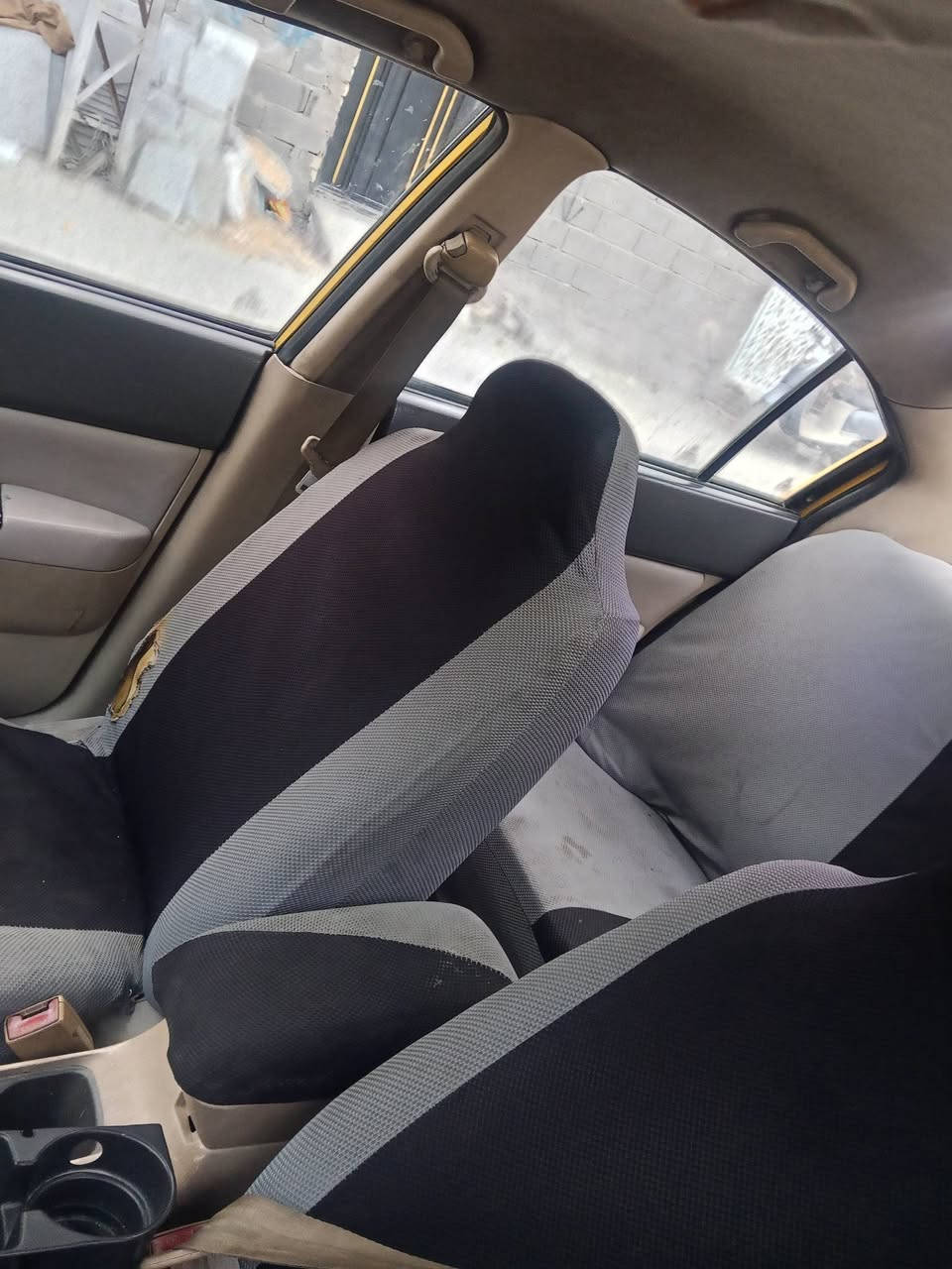 سلام عليكم شيري اي فايف موديل الفين وعشره مصفره هيه وغرامات رقم بغداد السعر 33 وبيهه مجال رقمي ***********
