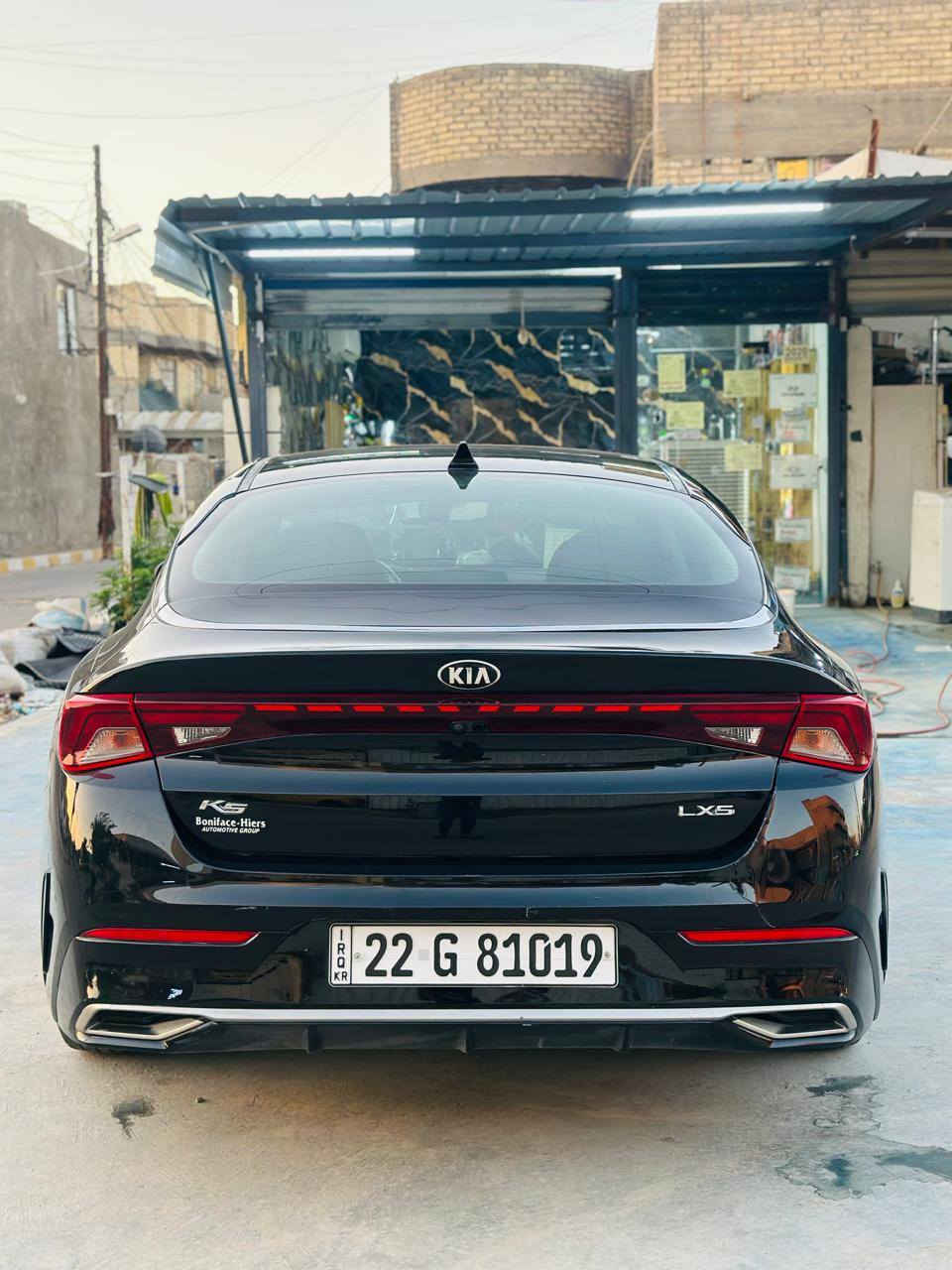#بيع #مستعجل كي فايف مديل ٢٠٢١وارد امريكي حدثهه شبر بل بنيد بدون دواخل صور الحادث مرفوقه موصفات بصمه رادار جانبي حساس خلفي رادار امامي تحديد مسار نضام سبورت اربع انضمه قياده سايد بريك بصمه ماشيه ٤٣ ميل تخم تاير صدر كله جديد كير محرك بشرط السياره جاهزه كل نقص مابيهه وبلعافيه ع الياخذهه رقم اربيل الجديد تحويل وكاله حاضر السعر 143 وبيهه مجال بصيط العنوان بغداد البلديات ***********للاستفسار
