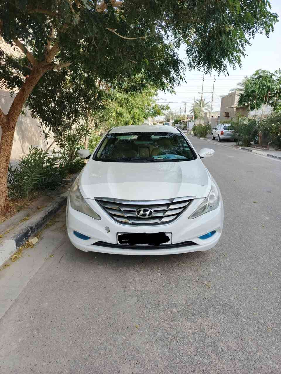 السلام عليكم سوناتا خليجي مديل٢٠١١ مكفوله من الضربه بيها فقط الباب الخلفي مصبوغ مكينه كير خير من الله ترايك وين ما تريد حداديه جديده سنويه جديده لغايه 2030 رقم انكليزي السياره بأسمي السعر 108وبيهه مجال قليل عنواني البصره الهارثه للتواصل ***********
