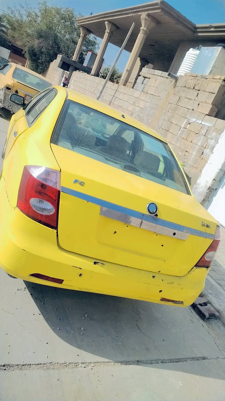 السلام عليكم
جيلي  FC 2010 للبيع رقم  صلاح الدين باسمي رقم وسنوية انكليزي نافذة ل 2028... كير محرك كورلا قديم  نواقصها المحرك بي خيط بخار + مشط ستيرن .. بعض الترتيبات سعرها  25 ورقة بيها مجال
راسلنا ماسنجر
***********
سياره مال خبزة
