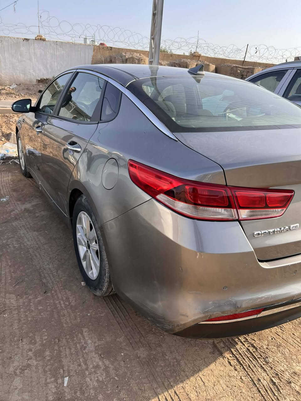 السلام عليكم اوبتما ٢٠١٨ للبيع
حادث امريكا غرق بسيط جداً قطرة مي ماداخل للسيارة شرط عالفحص واجتي شغالة ما مشتغل جيك انجن  وعلى ايد وحده صارلها ست سنوات محرك ٢٤٠٠ بي تبخير بسيط وبيها بارد بسيط بالبنيد والجاملغ السيارة بدون صبغ نهائي 
المواصفات ٣ وضعيات قيادة تحكم ستيرن حساس خلفي شاشة كبيرة اشاير بالمري و رادار جانبي السيارة ماشية ١٥٦ الف 
مكان السيارة بابل  سعرها ١٢٢ وبي مجال
***********
