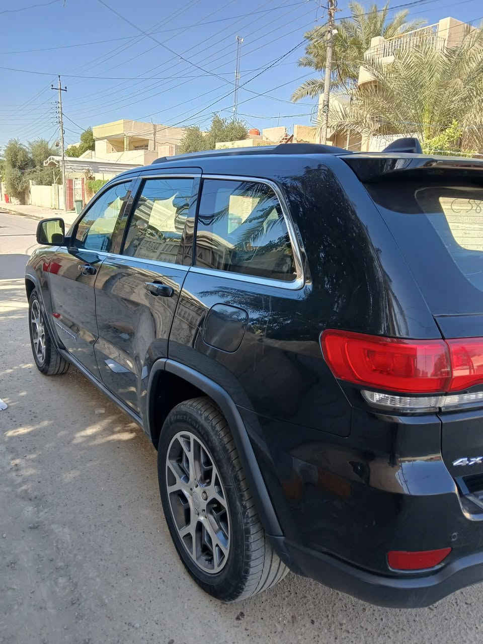 السلام عليكم
للبيع جيب 2019 لمتد
فول مواصفات 1/1
رقم بغداد بسمي 
فتحة سقف بنوراما 
كشنات جلد + كهرباء 
صندوق كهرباء 
محرك 3600
كشنات تدفئه و تبريد 
ستيرن كهرباء + تدفئه
حساس خلفي كامره توقف ذاتي
خزن وضعيات الكشن
دمام صوت
تشغيل عن بعد
وباقي الموصفات المعروفه 
حادثه بنيد فقط السعر ٢٢٠ اوبيها مجال ***********
