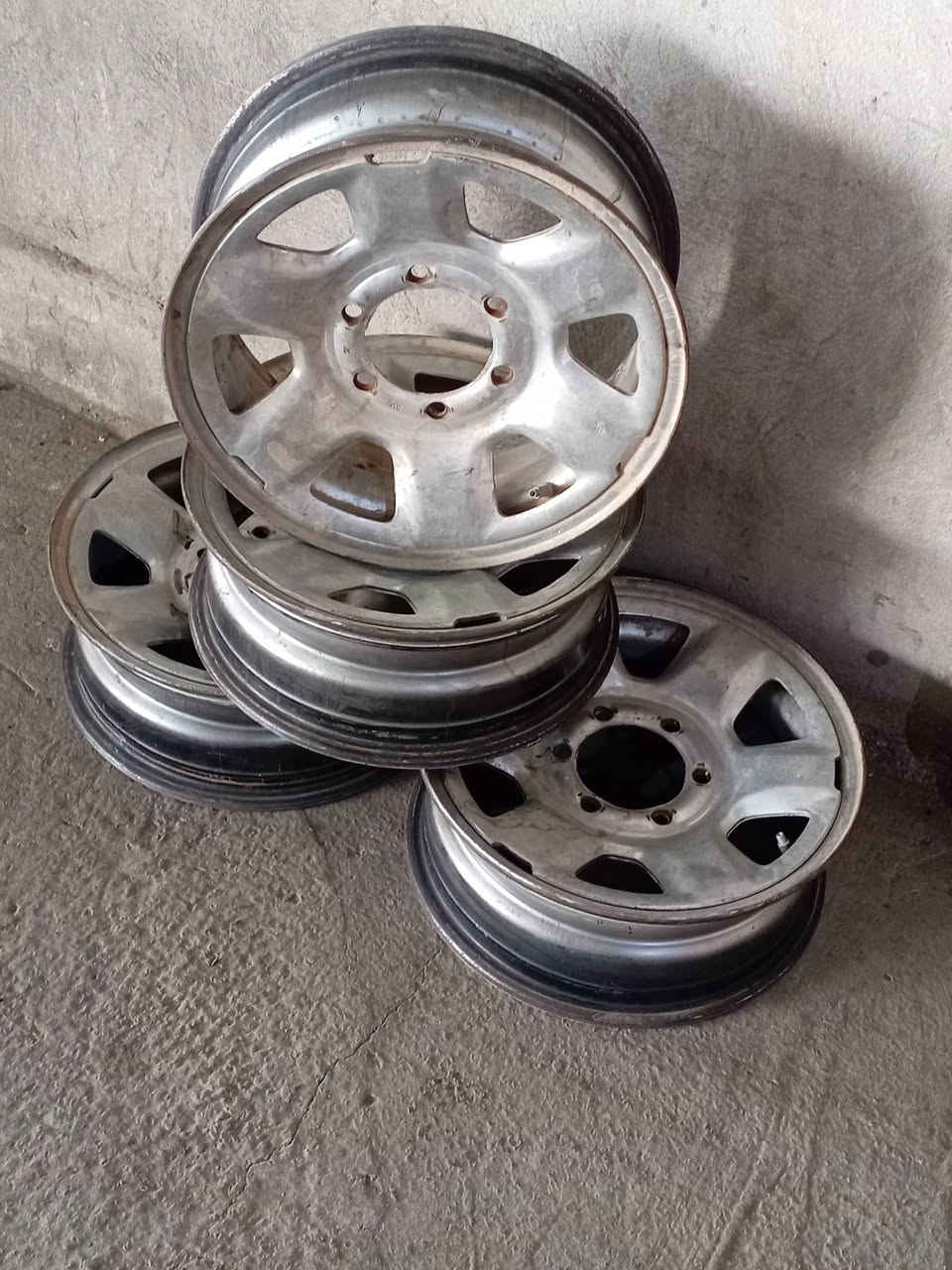 ويل كب حديد 16 سعر 200 الف ***********
