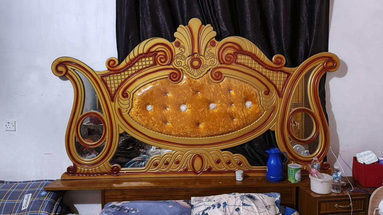 غراض مستعمله عنوان بغداد جسر ديالى 
***********
