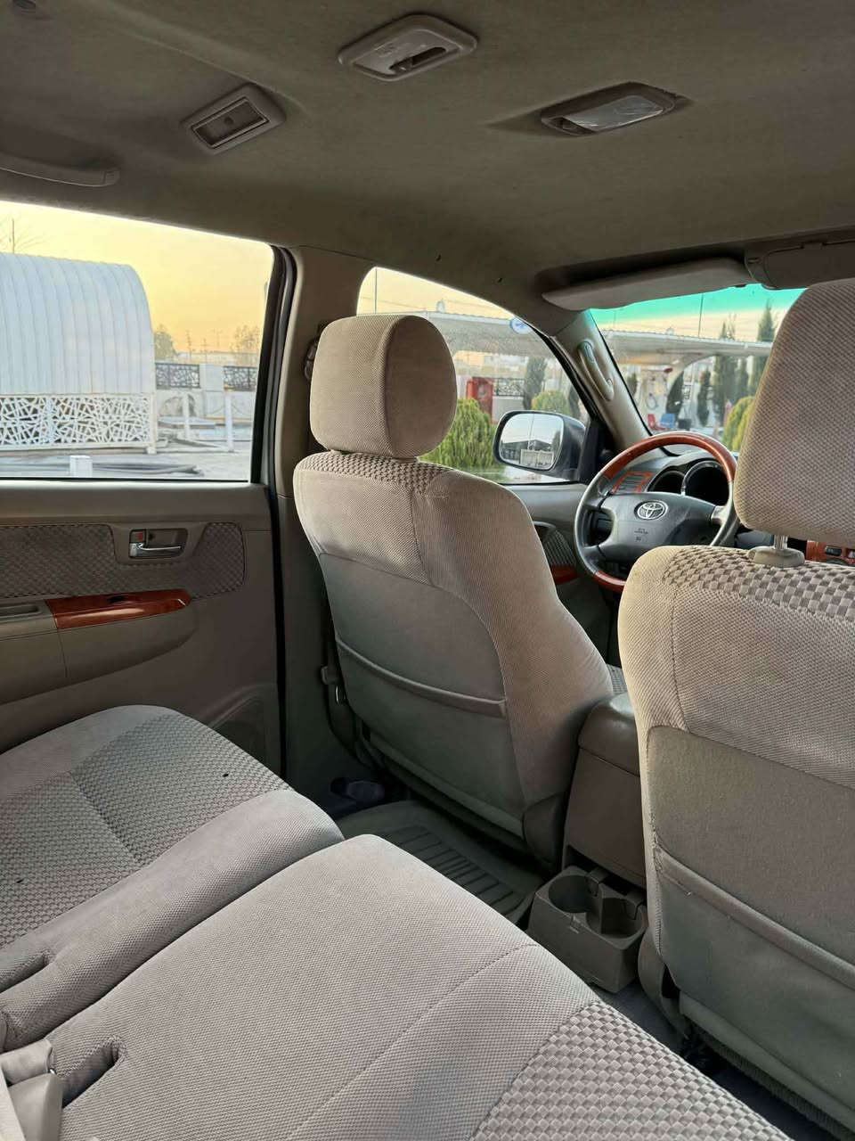 ڕیکلامی تایبەت
توێتا فۆڕچنر مۆدیل٢٠١١ بۆفرۆشتن
گێڕ تۆماتیك 
دەبڵ اكسل ناو زەرد 
ئەیبی ئێس ئاوێنە كارەبای 
سعودی بتڵ زینۆنو حەرارە 
ڕەقەم سلیمانیە 
سەنەوی تازەیە چوار تایەی تازەیە 
گێڕ و مەكینەی بەشەرت 
دەبڵ اكسل بەشەرت 
سەیارەكە بەس بۆنیتی بۆیاخە 
سەقفی هەندێك تەعدیلی هەیە 
بەلام بۆیاخی نیە 
سەیارەكە زۆر جوانەو خاوێنە 
 147  گه لا 
ژ.م// *********** _ ***********
شوێن// ڕانیە Singapore
