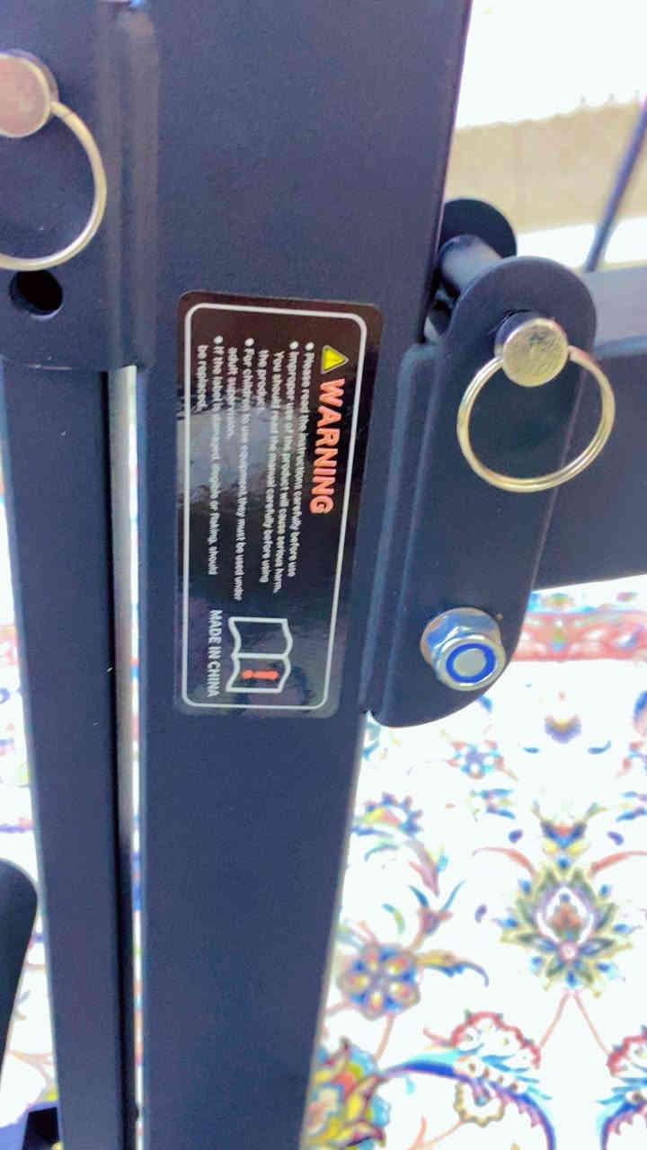 مسطبة متعددة لستخدام متحركة اسفل فوق وجالس 
بعدهة جديدة استخدام كلش قليل

اخذتهة علمود ظهري ومصارلي مجال 
حتة مو كلش اعرف استخدمهة 
اخذتهة ب 150 الف
شوف بيش تفيدكم وتدللون 
مكاني بغداد / شارع فلسطين ***********
