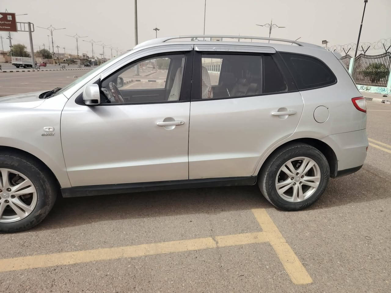 سنتافيه موديل 2010 كاز 4 سلندر سياره جديد كامل مواصفاته ما عدا كصة الجنطه سياره متؤمه سعر 48 وبيه مجال


**إذا كنت صاحب هذا الإعلان وتريد حذفه لأي سبب، رجاءا أرسل رسالة إلى الدعم الفني**