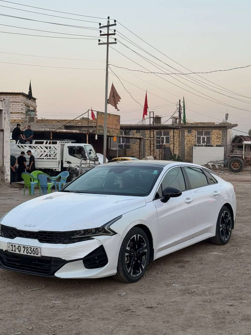 GT LINE    K5 وراد امريكي
موديل 2024 فول مواصفات 1/1 ما عده التبريد قطعه وحده                                          مكينه 1.6تيربو ماشيه 50الف  محرك وكير مكفولات                    بانوراما.                                                                                                                  

تشغيل عن بعد.                                                                                          

كشنات جلد كهرباء.                                           

السيارة فول رادارات

توقف ذاتي

قيادة ذاتية.   

أربعة 4️⃣ أنظمة قيادة 

نظام ابل كار بلي

صندوق ذكي عند الاقتراب 

سايد بريك دكمه     

كشنات تدفئه تبريد

حادث السياره چاملغ ايمن وشويه بارد بالبنيد. 

السياره جديده وما ماشيه اهوي. حداديه جديده  

 سعر السياره على الأتصال *********** 

مكان السياره الدوانية ✨
