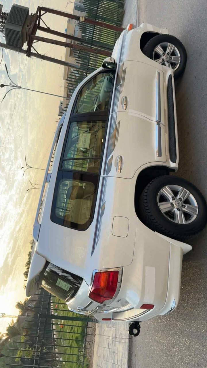 سلام عليكم
سياره  لاندكروز  ابيض ٢٠١٤ نظيفه جداااا جاهزه من كل شي ماشيه ١٤٣ الف فطيم بغداد السياره جاهزه من كل شي السعر ٤٠٠٠٠الاتصال***********
