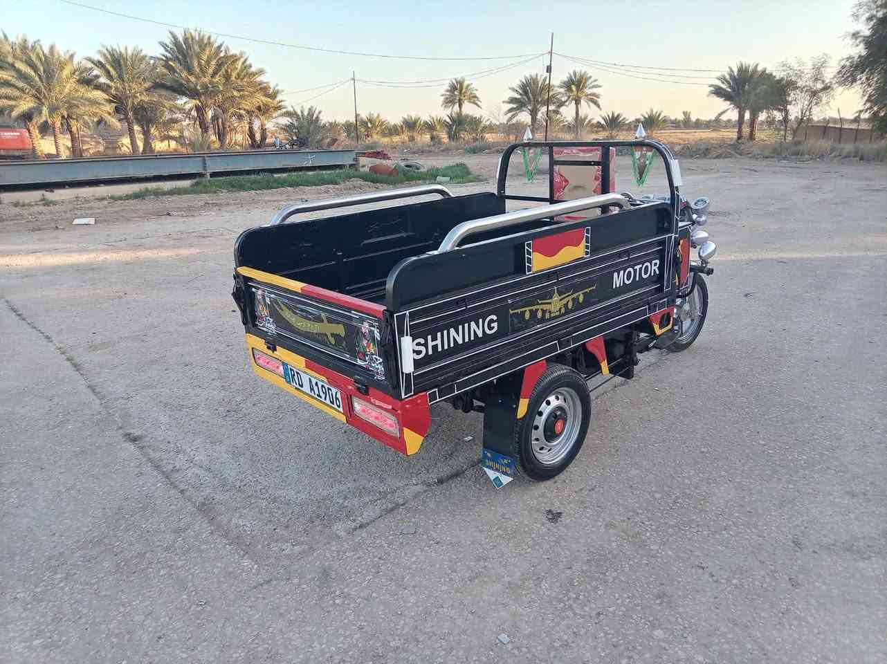 السلام عليكم ستوته للبيع موديل 20 محرك 20 اوراق اصولي كفاله عامه ستوته جاهزه سعر 1450 وبيها مجال المكان بابل الشوملي الرقم ***********
