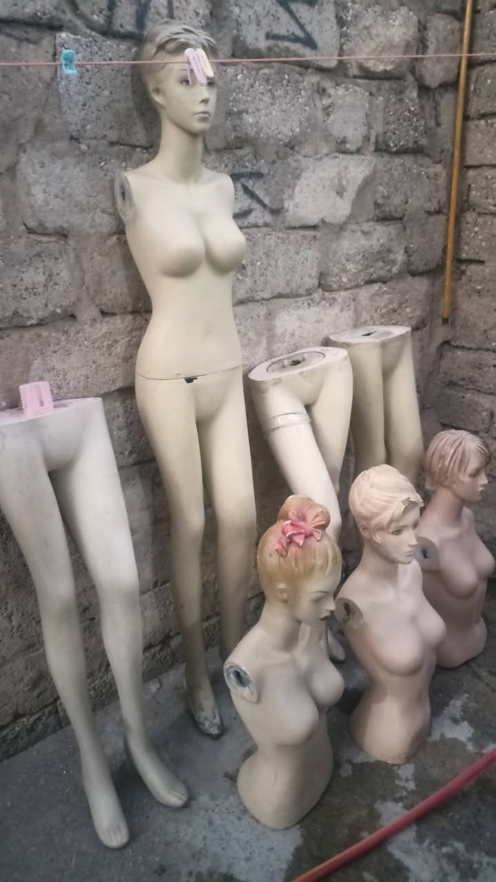 السلام عليكم
مليكانات مستعمل للبيع عندي كمية وياهن شليف ادين قيمهن واخذهن عنواني موصل ايمن حي الشهداء للاستفسار خاص


**إذا كنت صاحب هذا الإعلان وتريد حذفه لأي سبب، رجاءا أرسل رسالة إلى الدعم الفني**