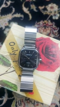 ساعة نسائية • أصليه • عاجل