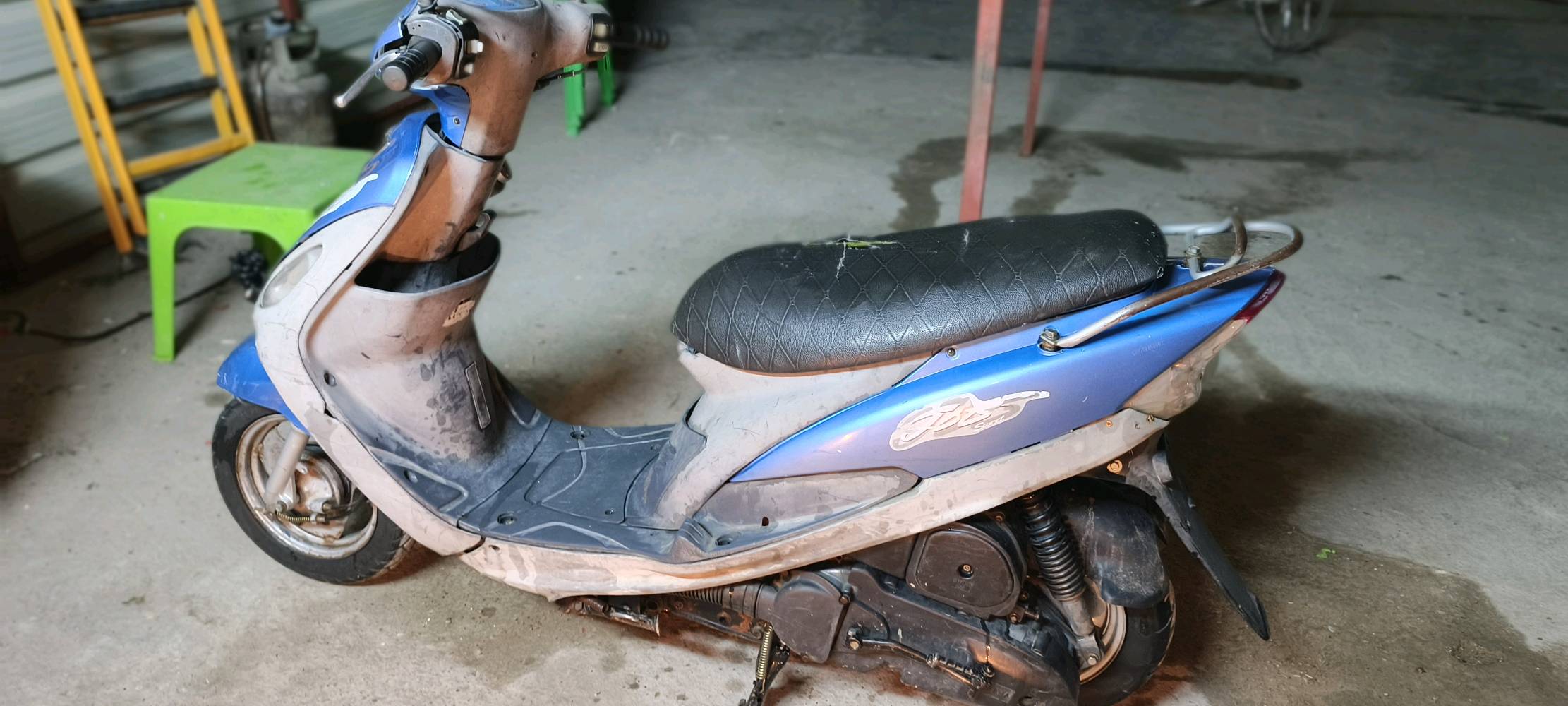 سلام عليكم دراجه ماكس منغولي دراجه خير من الله نضافه100دراجه كلهه بلاديه صار شهرين من نازله رمبه دراجه هاي صورهه شوفهن دراجه مار جناي كلهه ختومات ويه المكينه دراجه شلعه شك الكاع شك معدلهه يقفل 120دراجه وين ماطيح عينك على الدراجه تلكه ختم من الويل للويل دراجه كلهه ختومات مامفتوحه لا تبخير ولاتنقيص تجي جيب وياك فيتر عجبتك على عيني وعلى راسي تفطر يمي وتاخذ حلالك دراجه تخبل سعر600العنوان بغداد التاجي اركيه وفاضل الرقم ***********متواجد واتساب