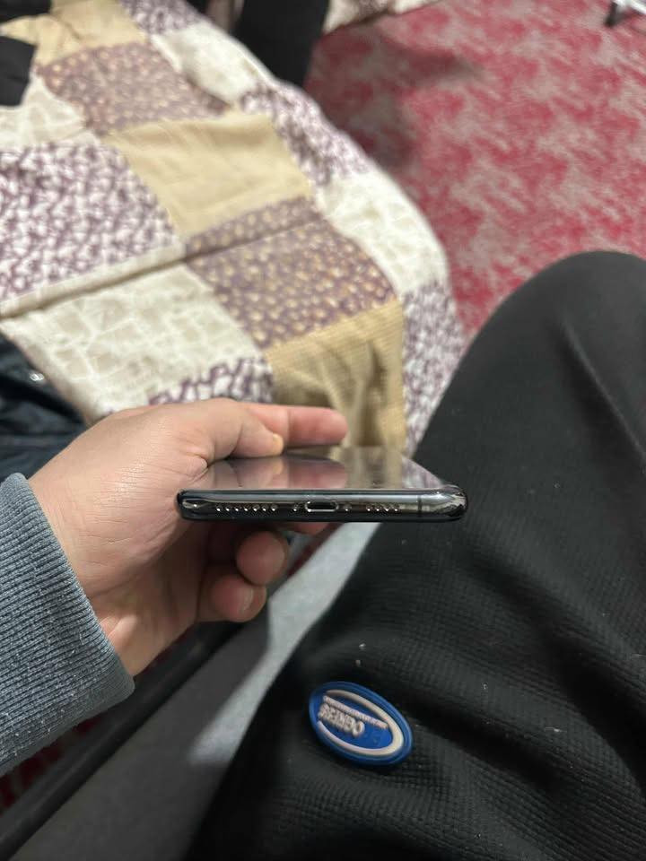 ايفون اكس ماكس
اصل فيس ايدي 

مغير شاشه 

بطاريه نسبه ١٠٠  بتدوم ٦ ساعات 

٦٤ جيجا

للبدل  على ١١ حتى لو كان فيه مشاكل


**إذا كنت صاحب هذا الإعلان وتريد حذفه لأي سبب، رجاءا أرسل رسالة إلى الدعم الفني**