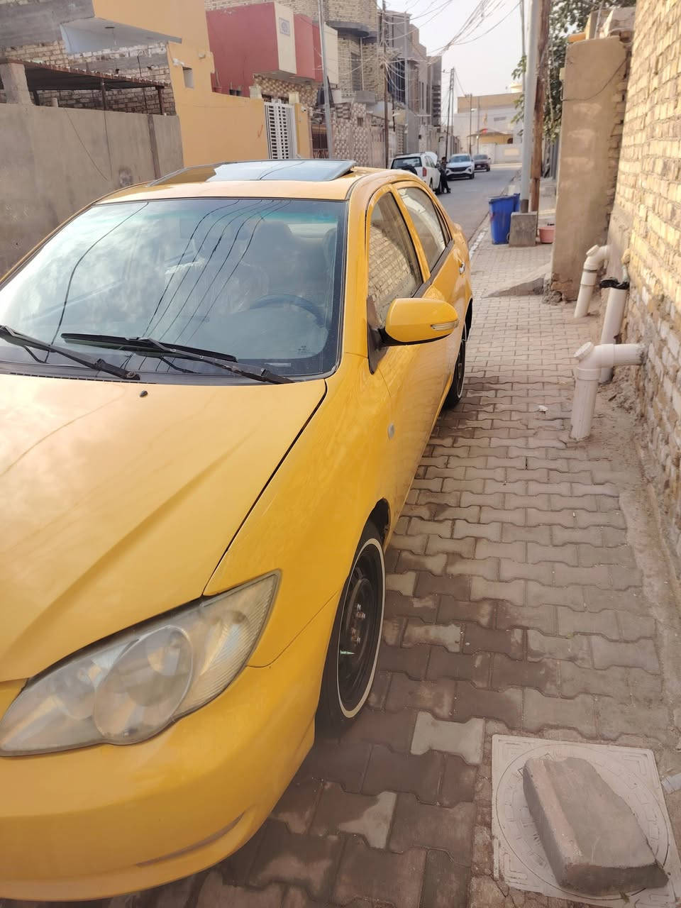 السلام عليكم
ع بركة الله تعالى
بي وايدي اف٣ رقم بغداد دولي بأسمي موديل ١١ أجره كير عادي مصفره هيئه وغرامات خط وبحث جوال مكينه كير حداديه كهربائيات تبريد شغال ثلج سياره معمره ومصبوغه عام  جاهزه وخير من الله تجي وشوف بعينك وتشلع عيوني عنواني الديوانيه الحمزه الشرقي اتصل وبيك خير ودلل ***********
*********** واتساب سعرها ٤٨ وبيها مجال للشراي
