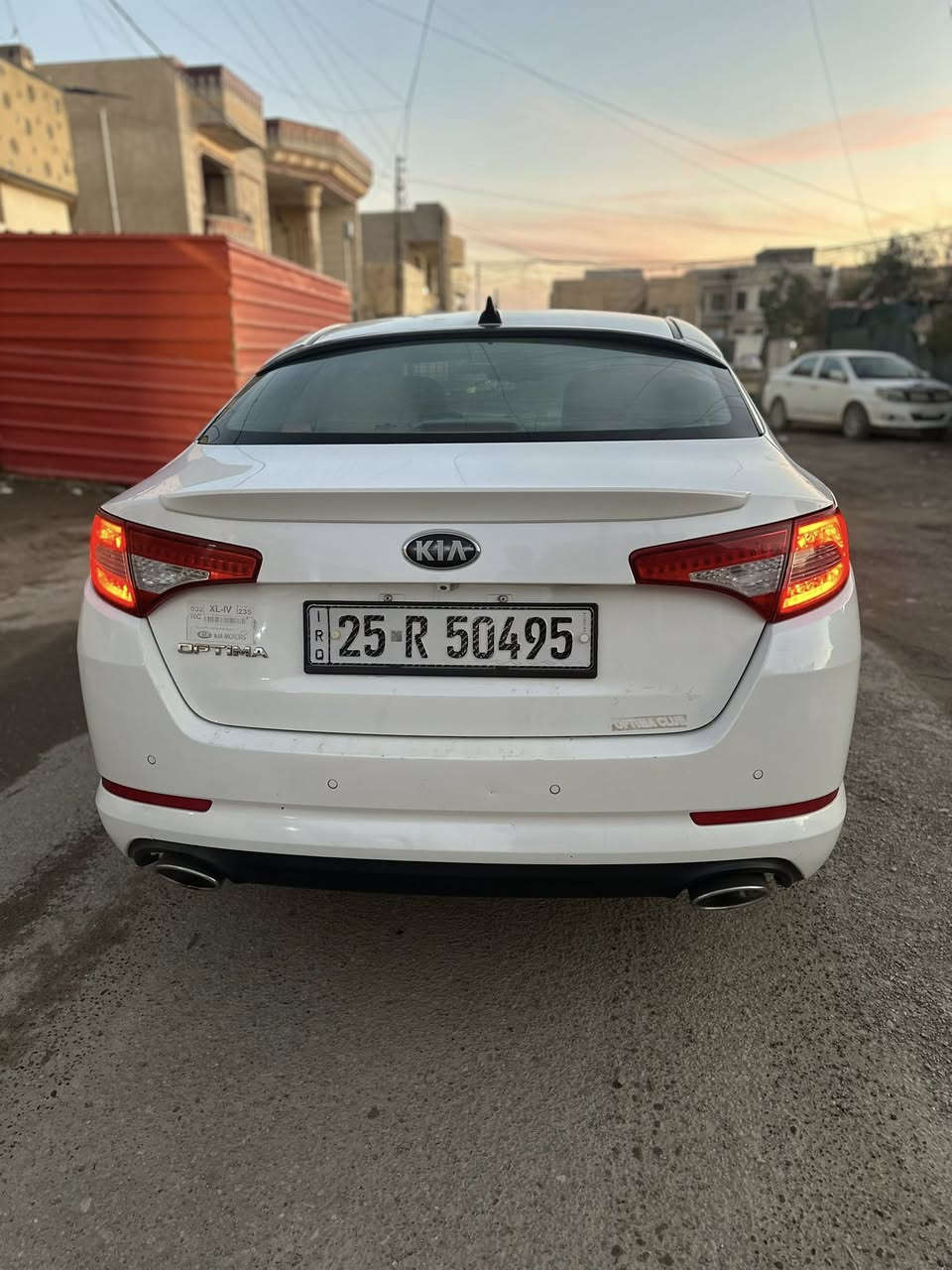 كيا أوبتيما خليجي 2014 فول بدون بانوراما بصمة لد امامي خلفي حساس امامي خلفي قطعتين تبريد مري شفط تخم تاير وصدر جديد  محرك 2400 ممفتوح ابلادي سنويه وهزه جديد مكاني تكريت السعر 137 بيع مراوس يرهم ***********

