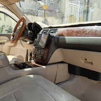 من رخصه الادمن تاهوموديل 13مصبوغه عام بدون اي حادث السياره جاهزه حدادي...