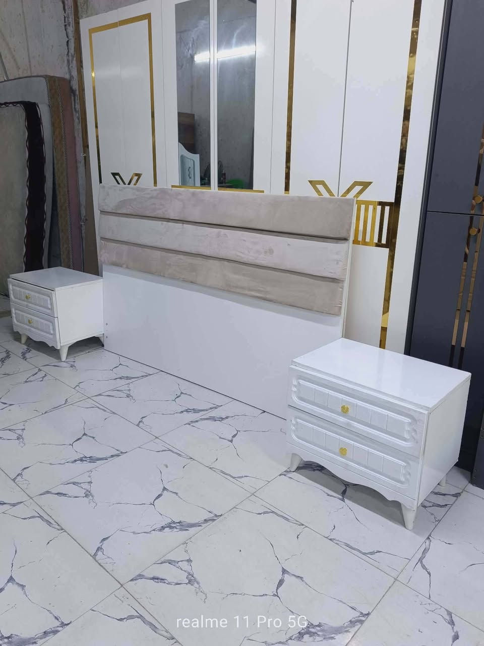 غرفة نوم كانتري مستخدم
نضافة95/💯
عدد القطع / 5 
نضام / أبواب 💢 
سعر 500 بيها مجال
شد ونقل داخل بغداد مجاني🚛
يوجود توصيل محافضات


**إذا كنت صاحب هذا الإعلان وتريد حذفه لأي سبب، رجاءا أرسل رسالة إلى الدعم الفني**