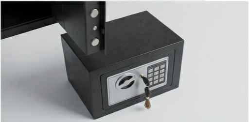 السعر ٢٥ الف والتوصيل ٥ الف لجميع محتفضات العراق
واتساب ***********

صندوق الأمانات الإلكتروني T-17 هو خزنة 

منزلية مدمجة مصممة لحماية ممتلكاتك الثمينة مثل النقود والمجوهرات والوثائق المهمة. يتميز هذا الصندوق بنظام قفل مزدوج لتعزيز الأمان. 
الميزات والمواصفات الرئيسية
الأمان: يوفر الصندوق حماية ضد السرقة. يستخدم نظام قفل إلكتروني رقمي بالإضافة إلى مفاتيح تجاوز يدوية (طوارئ). يمكن ضبط رمز الأمان المكون من 3 إلى 8 أرقام وتغييره بسهولة.
المواد والتصميم: مصنوع من الفولاذ المتين والمقاوم للتآكل والصدأ. يتميز بلمسة نهائية خارجية مقاومة للخدش.
السعة والأبعاد:
السعة: 5 لتر أو 8 لتر (تختلف حسب التسمية التجارية).
الأبعاد الخارجية: حوالي 17 سم ارتفاع × 23 سم عرض × 17 سم عمق.
خيارات التركيب: يمكن تثبيته بمسامير في الحائط أو الأرضية لزيادة الأمان ومنع سرقته بالكامل، وتأتي البراغي متضمنة.
المحتويات: يتضمن الصندوق عادةً المفاتيح الاحتياطية وبراغي التثبيت وبطانات سجاد داخلية لحماية الأغراض. بغداد, العراق
