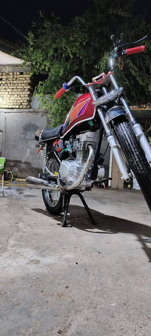 سلام عليكم نامه كلك كلك كلك للبيع  تعمير ٢٠٢٥الشاصي نامه ٢٠١٧ مكينك شلامجه اصل ٢٠٢٥ ناصريه سديناويه سعر ٧٧٥وبيه مجال للشراي رقم التلفون ***********
