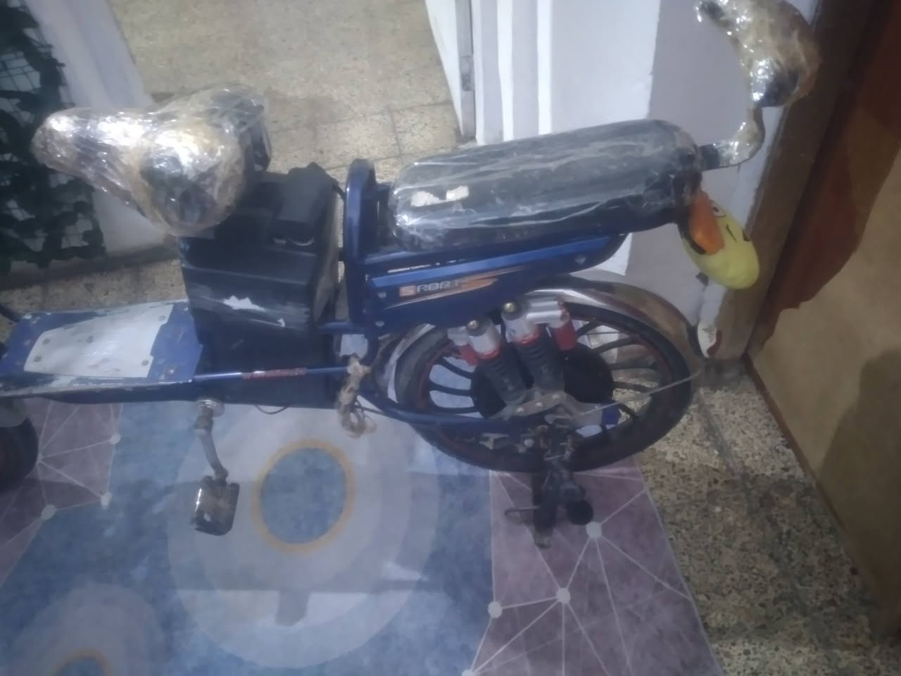 سلام عليكم
شباب موطور شحن للبيع  مابيه اي نقص  مثل ماواضح بلصوره لسعر 250
تصال ع رقم ***********  موجود واتساب
