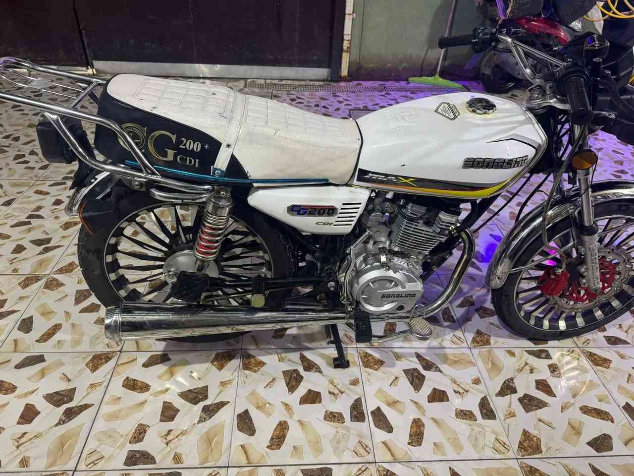 سافان مديل 25 اوراق سكنر سعر 600 طويريج ش 40 هـ ***********
