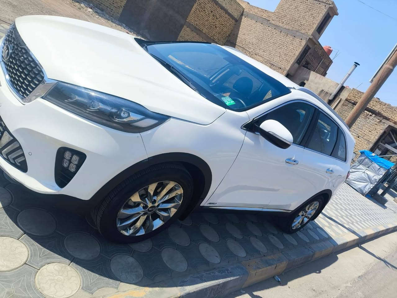 سلام عليكم سورنتو 20 خليجيه للبيع فول مواصفات بيه بابين صبغ  السعر185 رقم ***********

